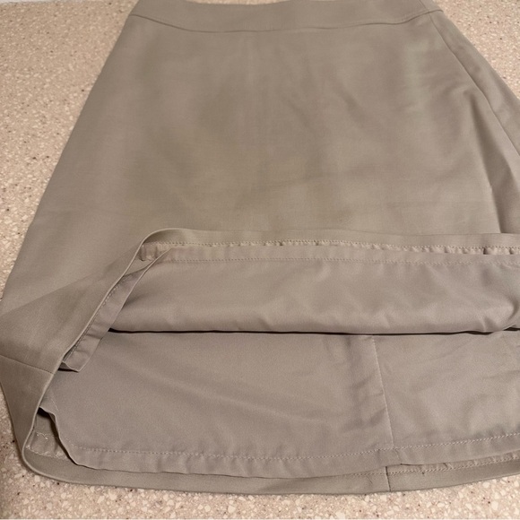 Banana Republic Midi Lined Skirt Size 0 - Picture 10 of 16